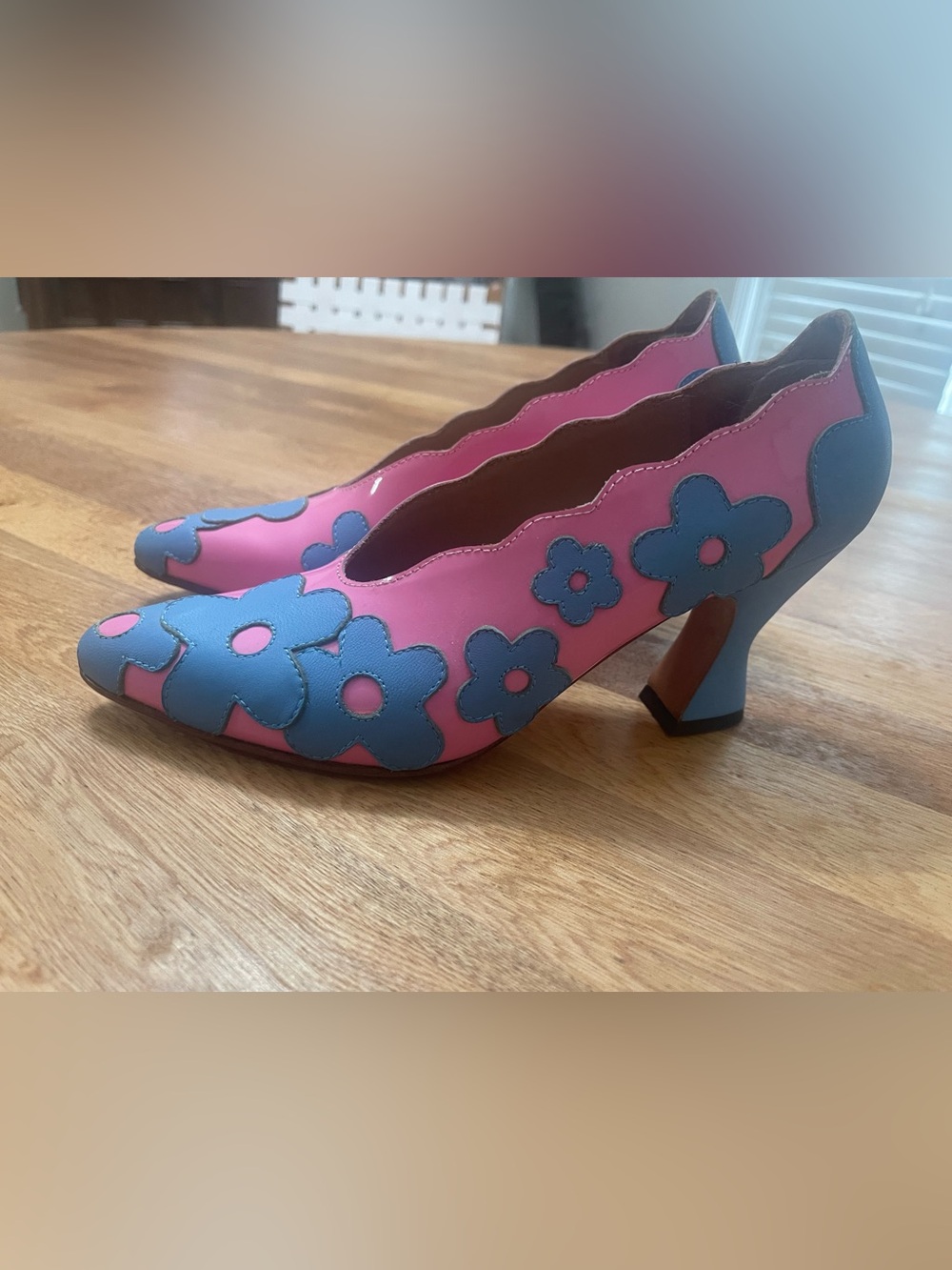 John Fluevog Pink Leather Pumps with Blue Floral - Blaise Pump - Picture 5 of 6